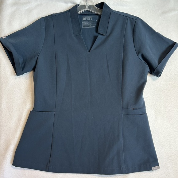 Figs Tops - FIGS Scrub Top Woman Medium V Neck 2 Front To Side Pockets 1 Zip Pocket Teal EUC